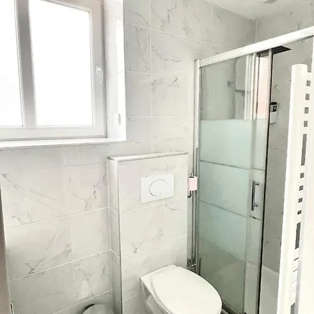 Maison De Charme En Centre Avec Terrasse 里尔